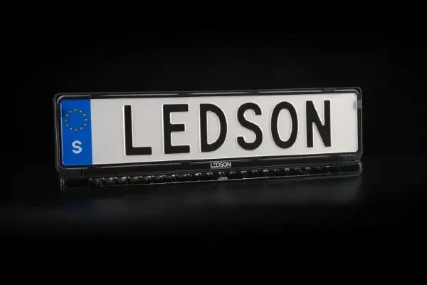 Ledson Blade ramka tablicy rejestracyjne z oświetleniem LED