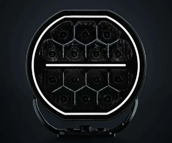 BIG ENERGY 7” – lampa dalekosiężna LED z pozycją białą