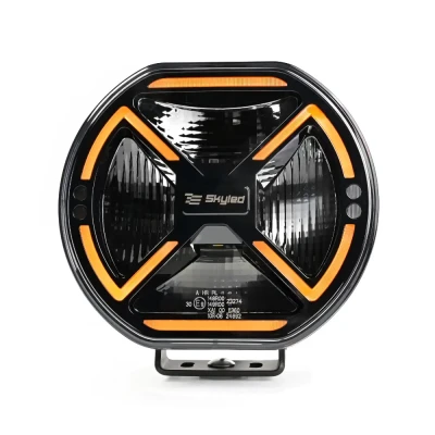 Reflektor dalekosiężny SKYLED VIA Flash 9X LED 9 cali przód