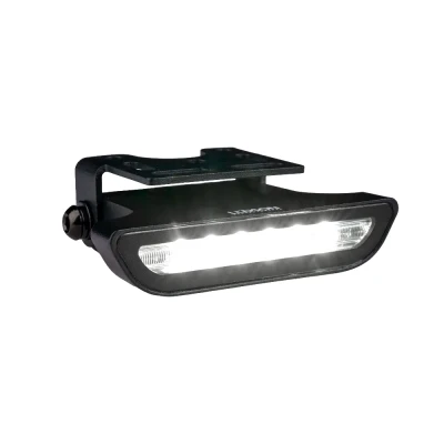 Ledson Nano Fog – widok kompaktowej lampy LED cofania i przeciwmgielnej z przodu.