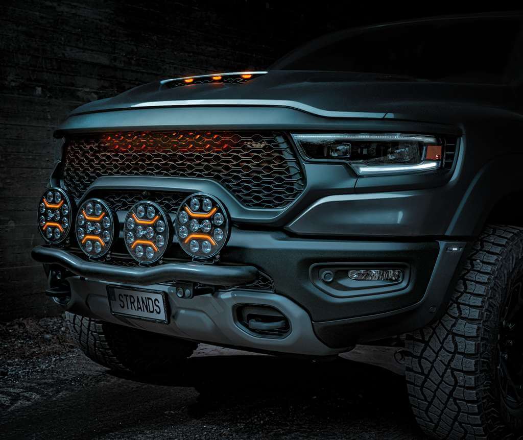 Lampa drogowa dalekosiężna Halogen Led STRANDS DARK KNIGHT INTENSE 9″